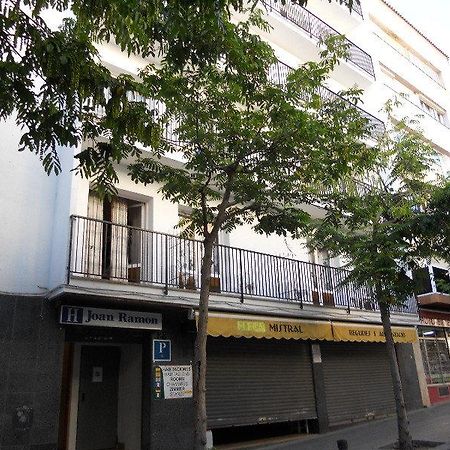 Hostal Juan Ramon 료렛 드 마르 외부 사진